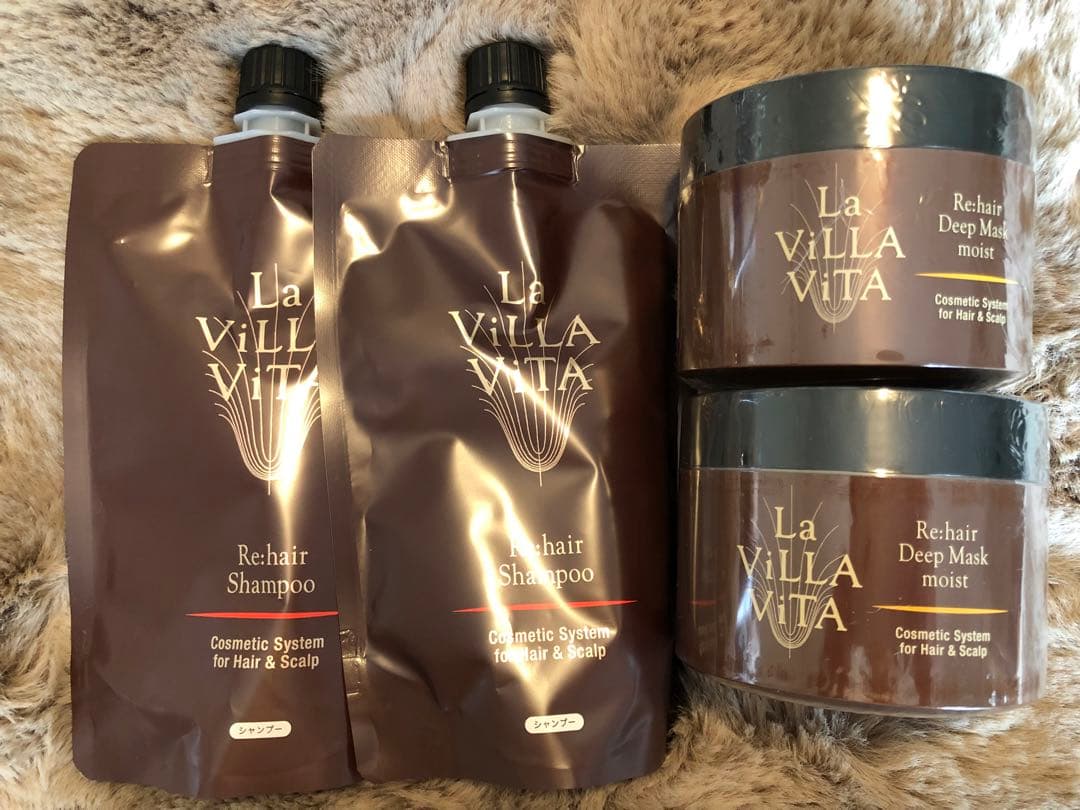 ラヴィラヴィータシャンプー　ヘアマスクモイスト2個ずつ