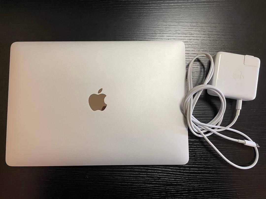 MacBook Pro 13インチ2020 Core i5 8GB 充100%