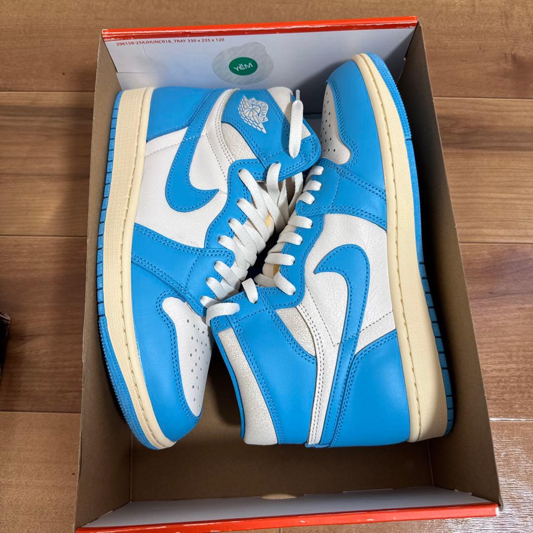 靴 Nike Air Jordan 1 unc 27.5