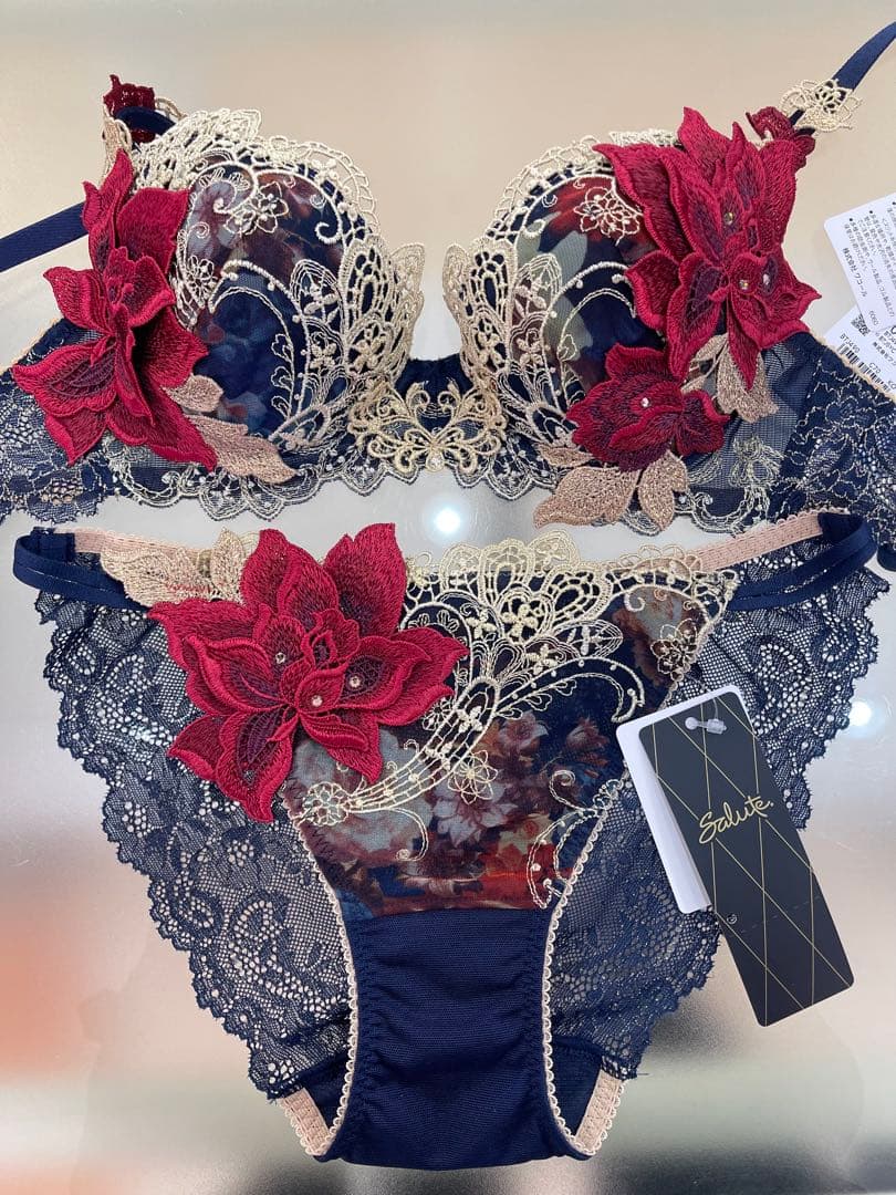 サルート⭐️新作❗️店舗限定⭐️90グループ⭐️KO⭐️2点新品タグ