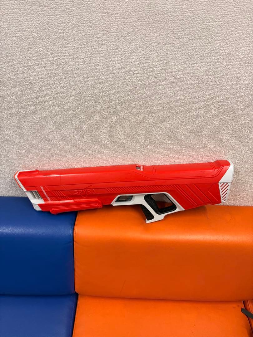 SPYRA 最強の手動式ウォーターガンSpyra - Red