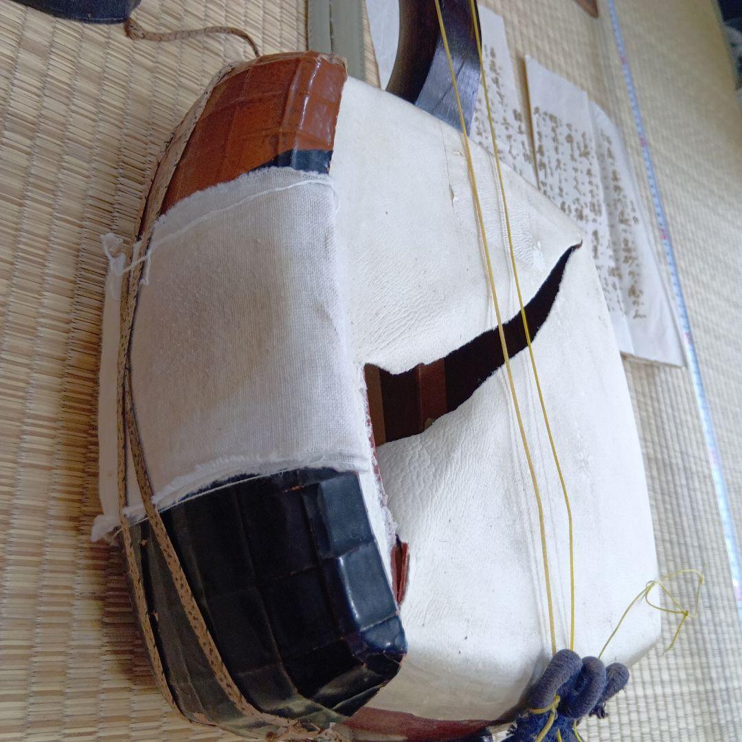 義太夫三味線 文楽三味線 本体 木製 黒白 付属品あり - メルカリ