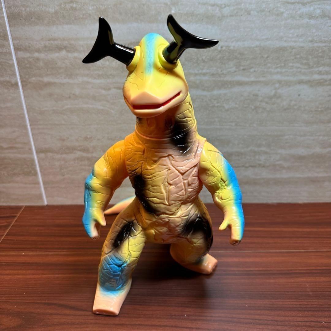 マルサン エレキング ブルマァク公認 CrazyVer. ソフビ 4673 - メルカリ