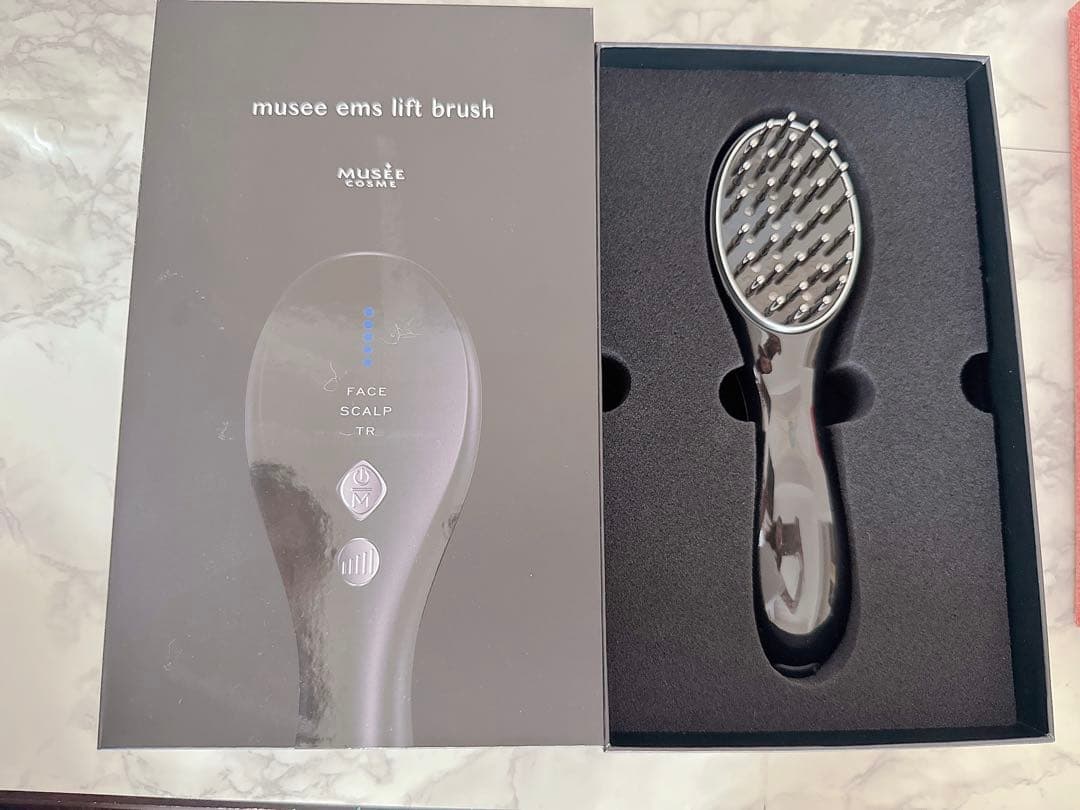 ヘアブラシ・コーム mussee ems lift brush