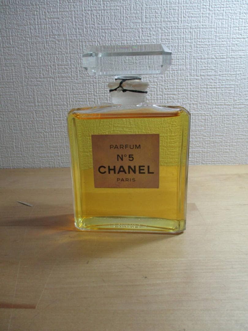 神レア　シャネル　№５　パルファム　パヒューム　大容量　完全未開栓　２００ｍｌ位