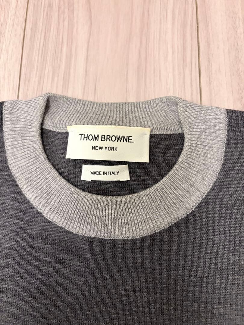 THOM BROWNE トムブラウン クルーネックセーター グレー - メルカリ
