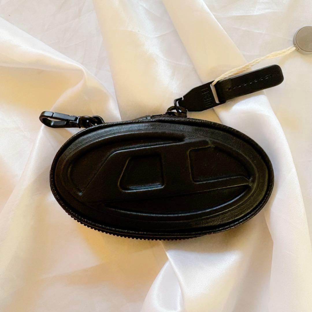 新品 希少【DIESEL】レザー ロゴ ジップアラウンド キーホルダー ブラック