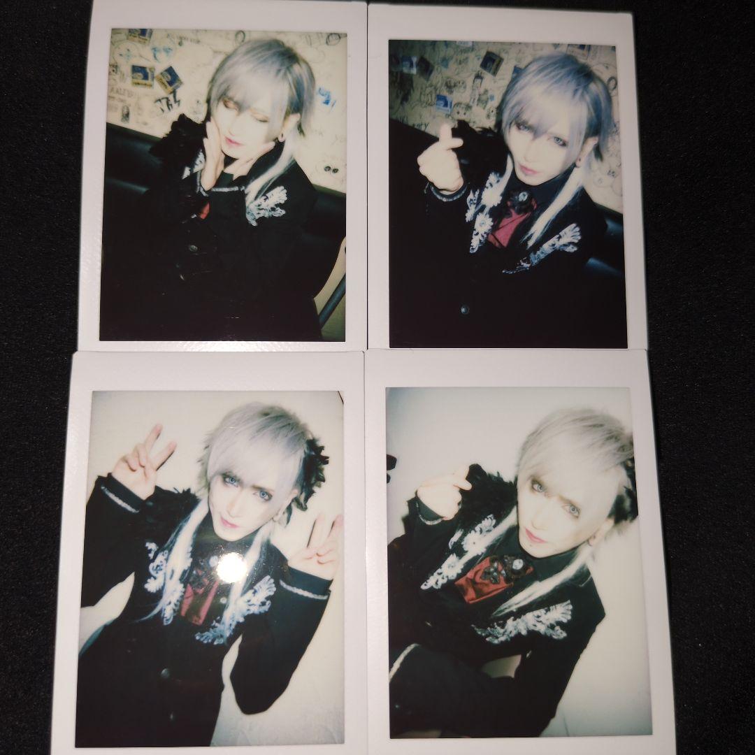 the Raid. Co'COON 由羽 チェキセット⑨ - メルカリ