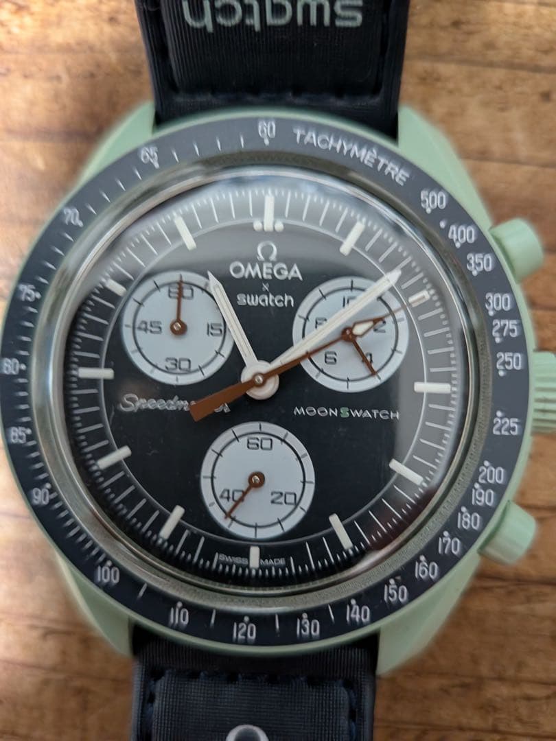 オメガスウォッチ　アース