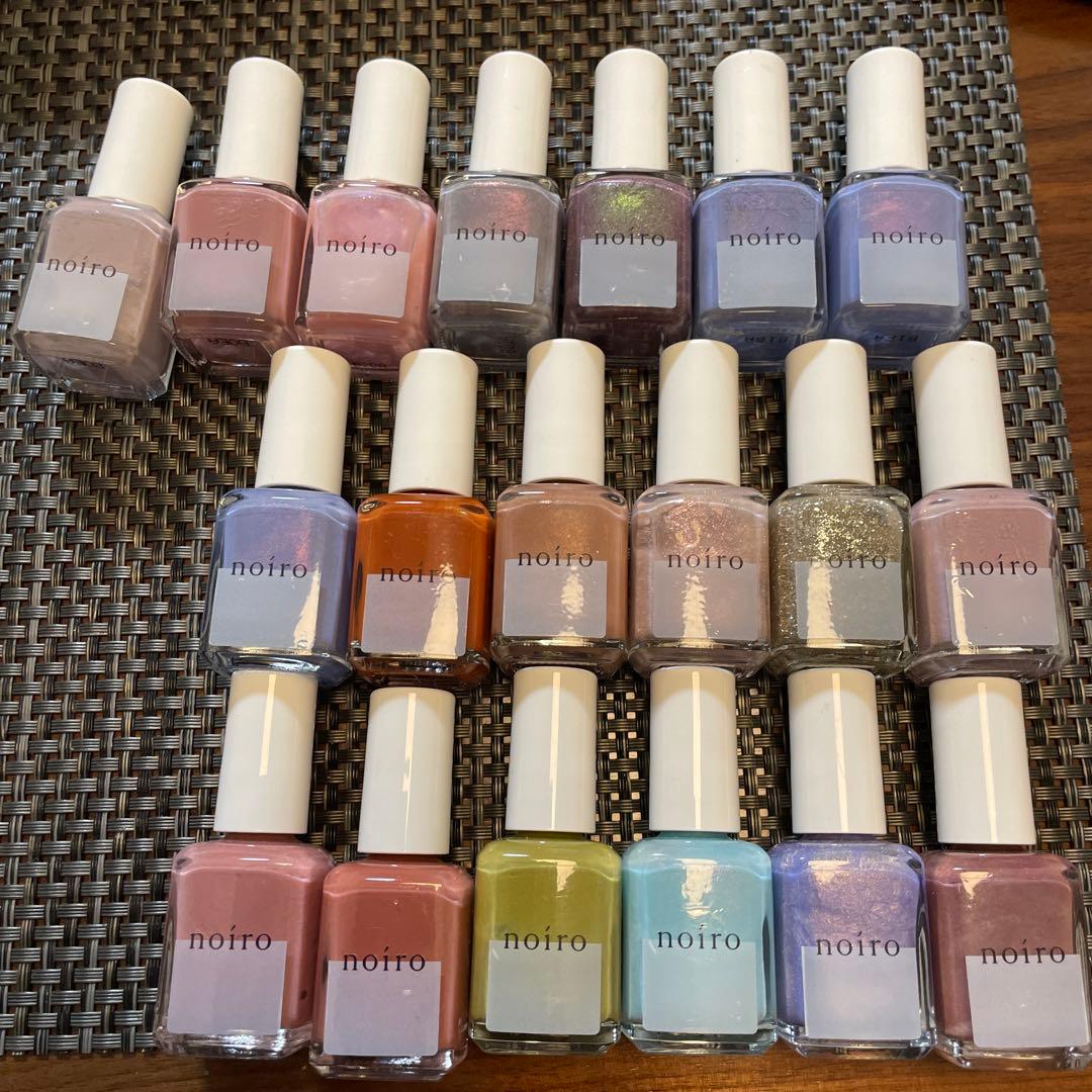 noiro ネイルカラー 19 本セット11ml タカラベルモント ネイル ノイロ noiro ネイルカラー S019-S028 11ml