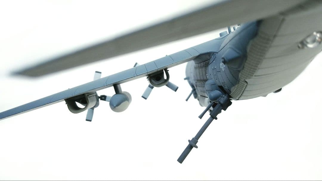 エスワンフォー (S14)　AC-130U スプーキーⅡ　1/144スケール