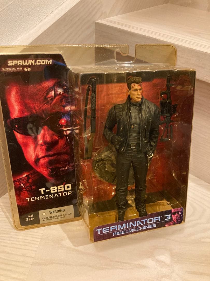 T-850 Terminator フィギュア 未開封