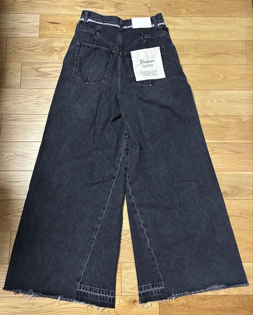 ☆hazhaz☆《タグ付き》グレースコンチネンタル バギーデニム 36