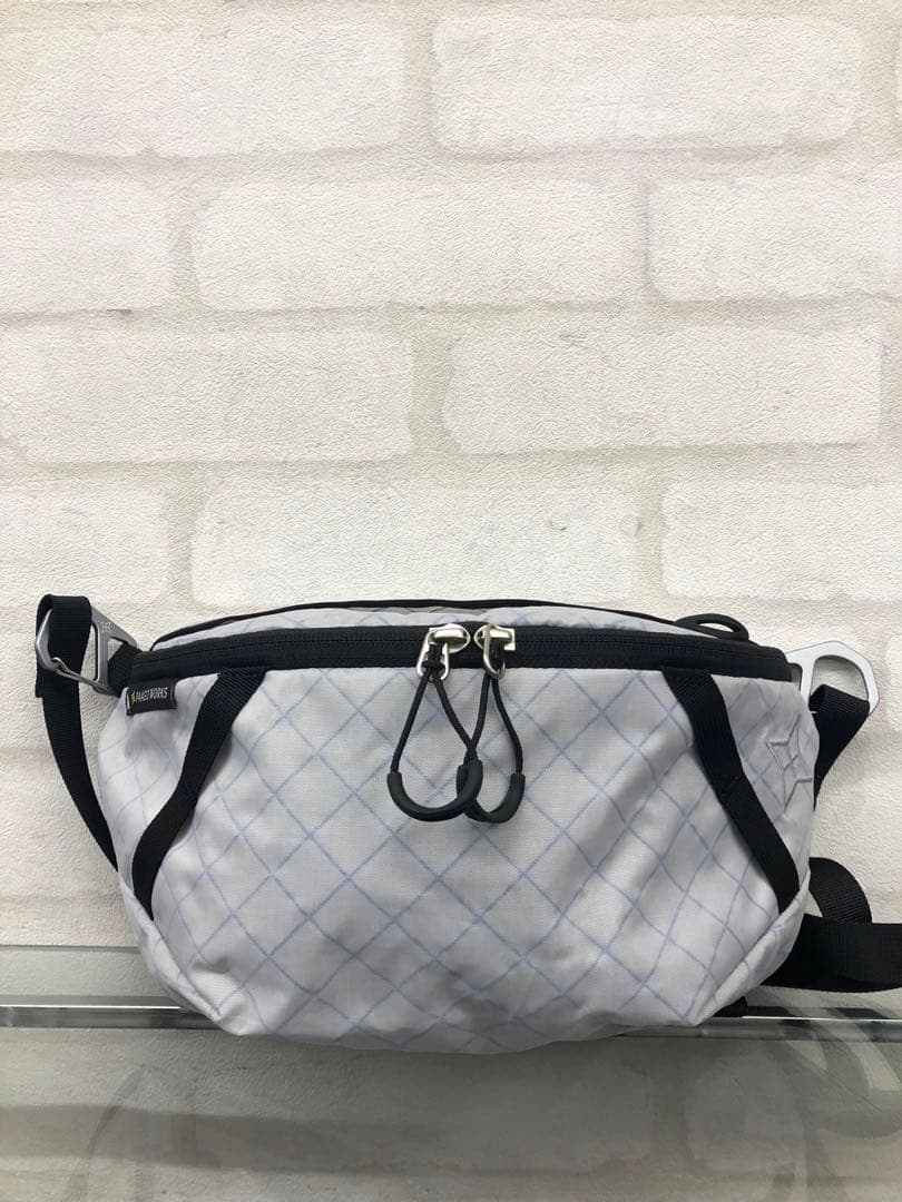 PAAGO WORKS スイッチL YAMAP別注 ボディバッグ