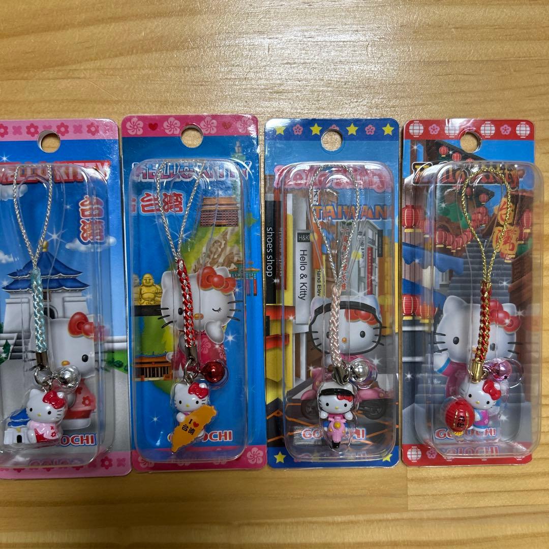 ハローキティ根付け　ご当地限定　台湾4個セット