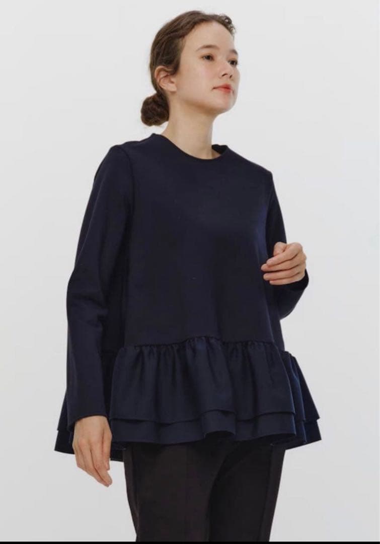 Yori ヨリ ぬくぬくヘムダブルフレアブラウス ネイビー - メルカリ