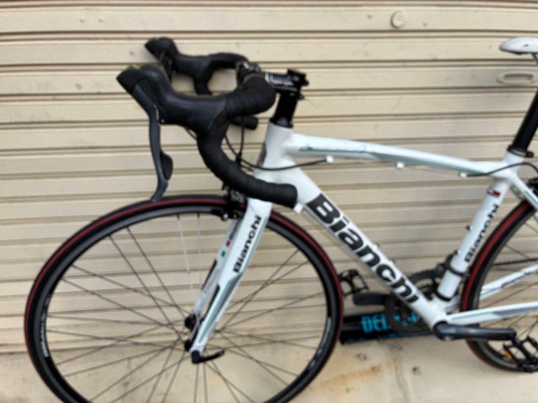 整備済】ロードバイクBianchi VIA NIRONE7 AL CLARIS