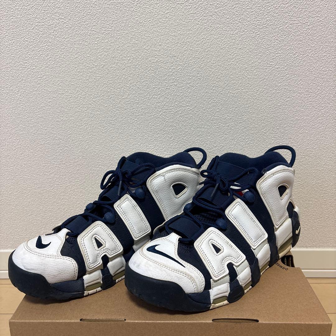 ナイキ　エア　モア　アップテンポ