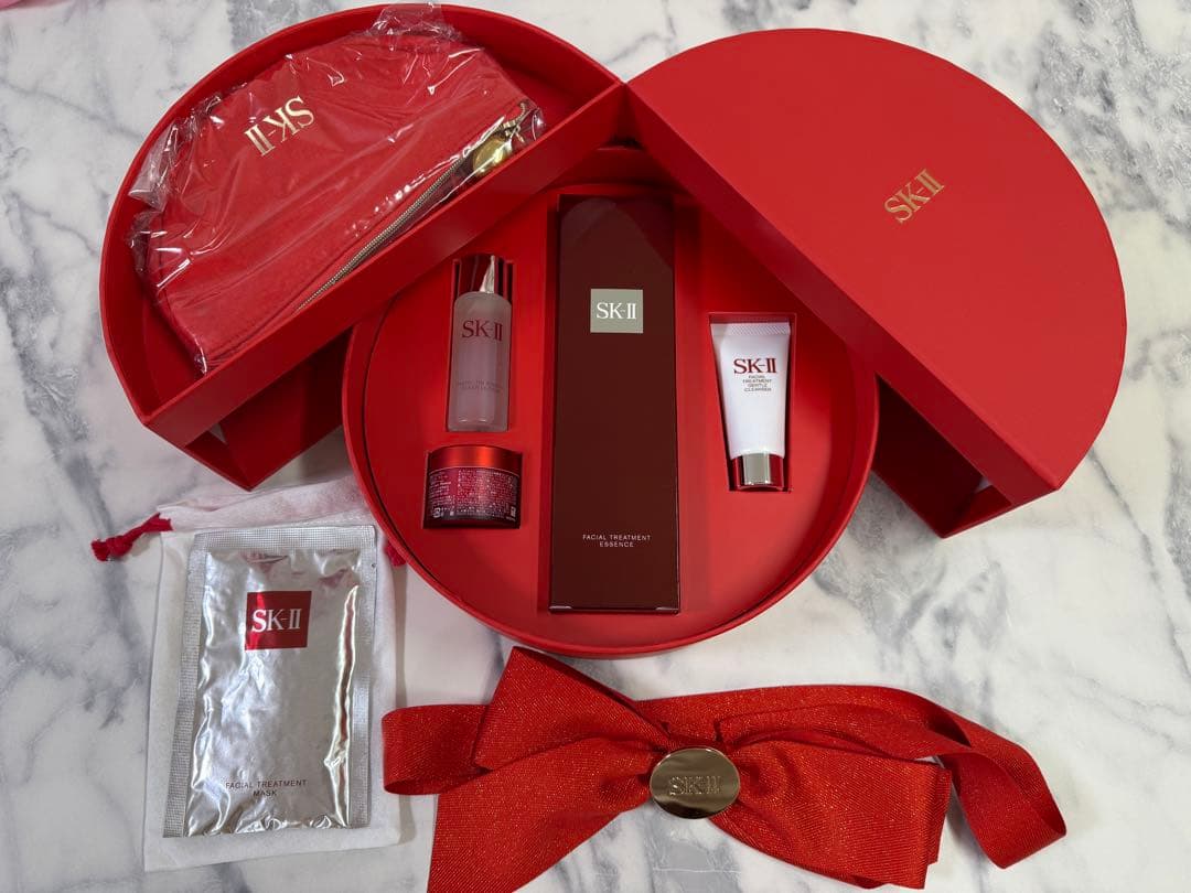 【新品未使用】フェイシャル トリートメント エッセンス コフレ アーケード