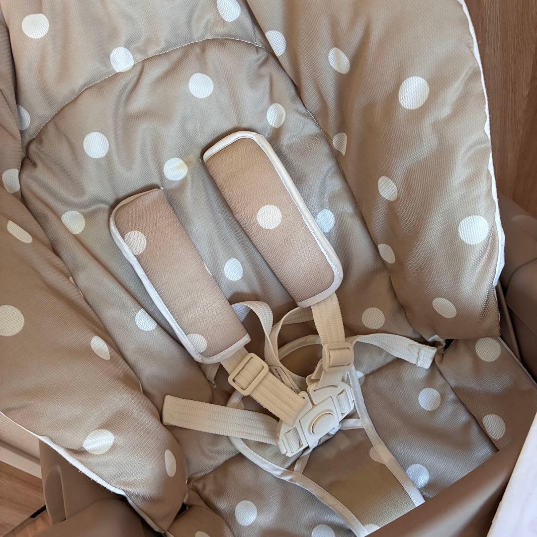 最終お値引き‼️KATOJIヒッコロ II ベージュ ハイローチェア - メルカリ