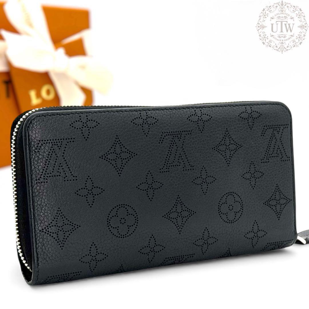 ルイヴィトン　マヒナ　ジッピーウォレット　長財布　ブラック　黒　財布