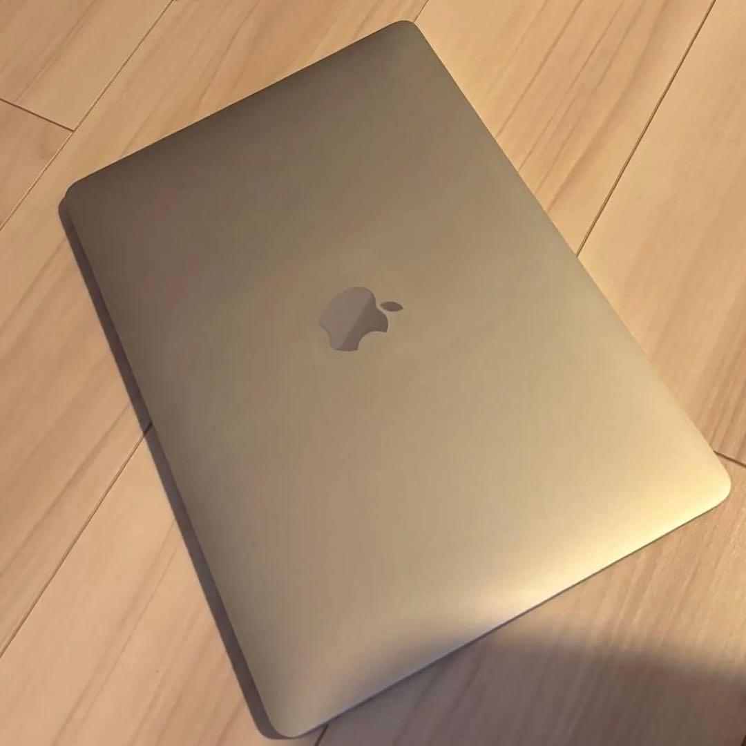R*i様 MacBook Air 13インチ 2018 / 8GB / 500G