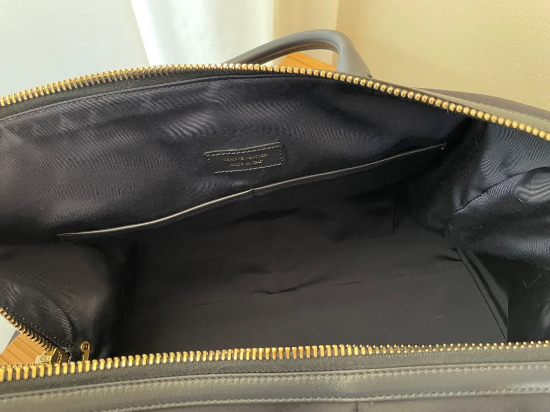 マメクロゴウチ・Tod's コラボ♪ ボストンバッグ ポーチ付き - メルカリ