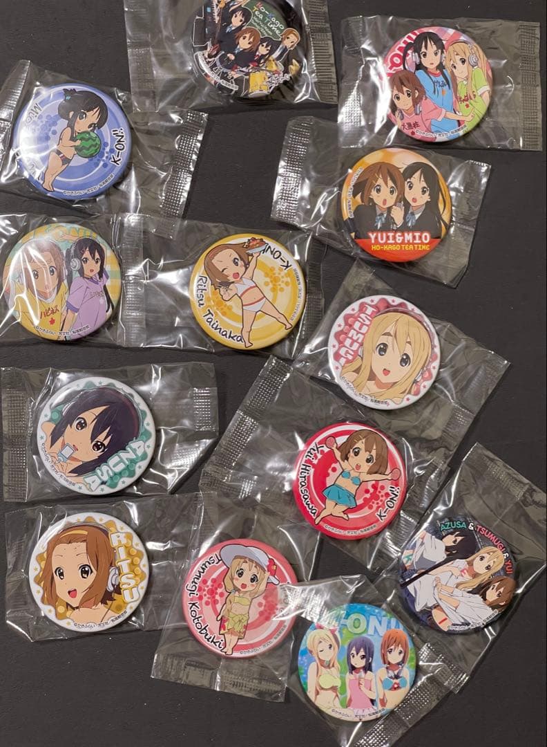 けいおん 缶バッジ13個セット - メルカリ