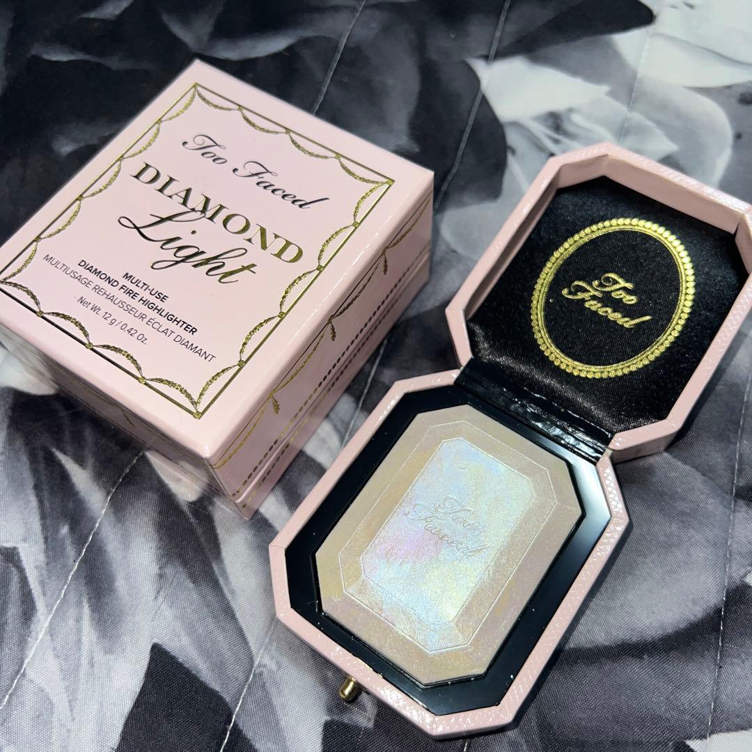 Too Faced ダイヤモンドライトマルチュースハイライター ファイア