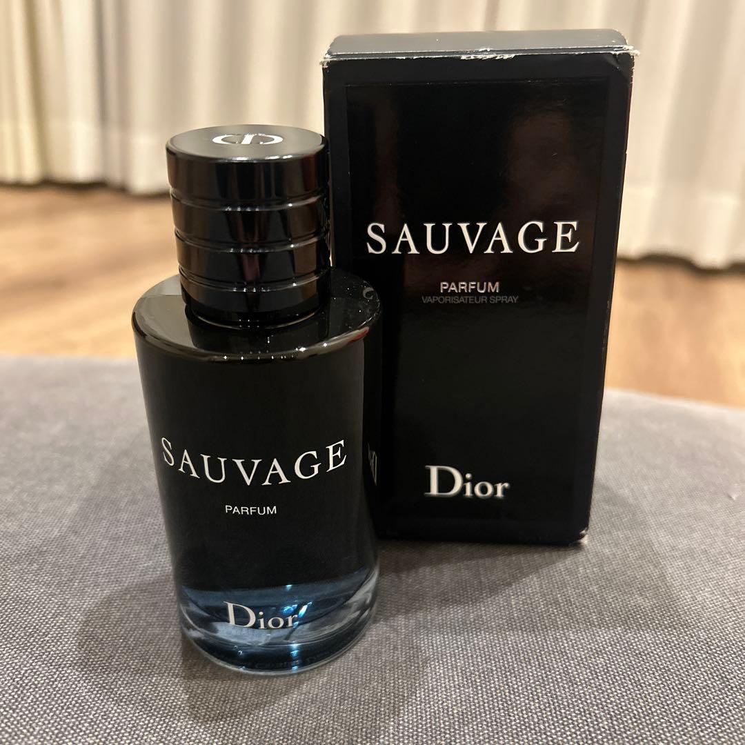 ゆっちさん専用の　Dior Sauvage Parfum 香水　100ml