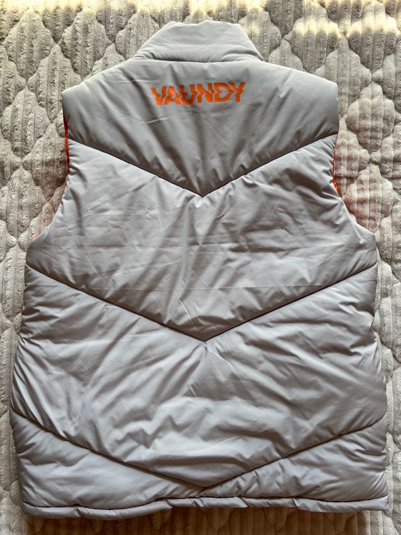 vaundy Logo Down Vest Lサイズ 中古 ダウンベスト - メルカリ