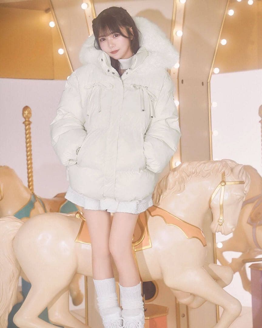 ミシェルマカロン　ファーフードリボンダウンコート