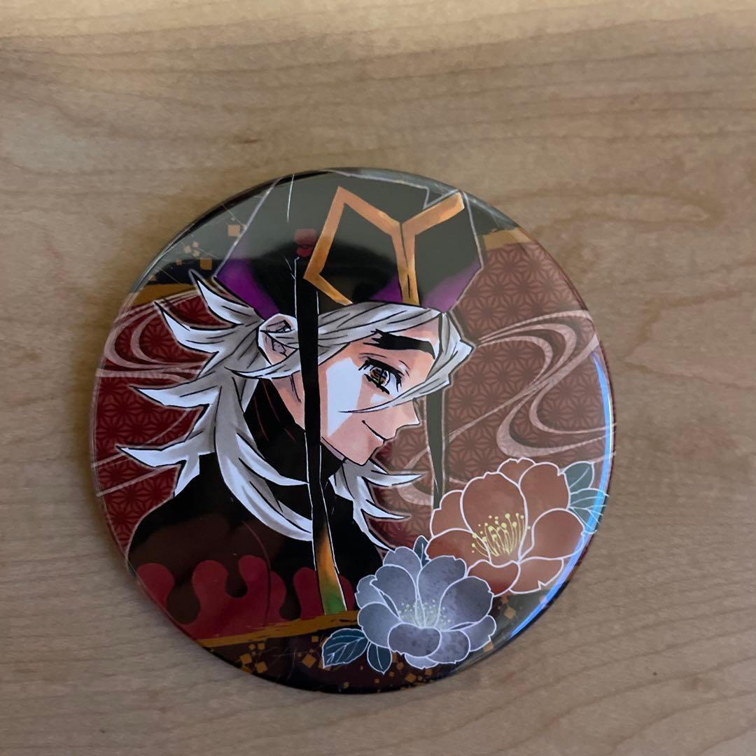 童磨 缶バッジ - メルカリ