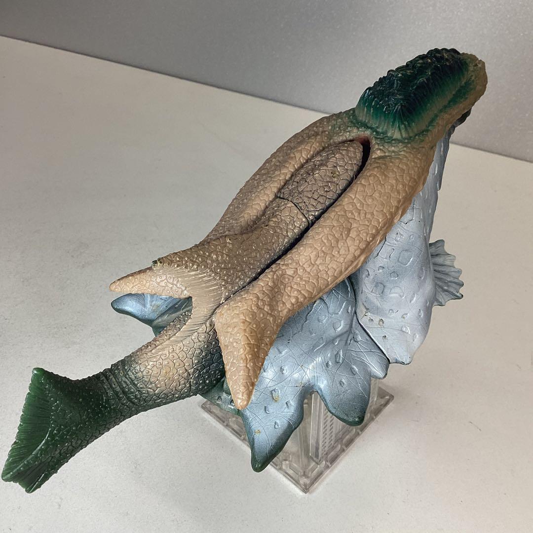 巨大顎海獣 スキューラ BANDAI 1998 旧ウルトラ怪獣シリーズ - メルカリ