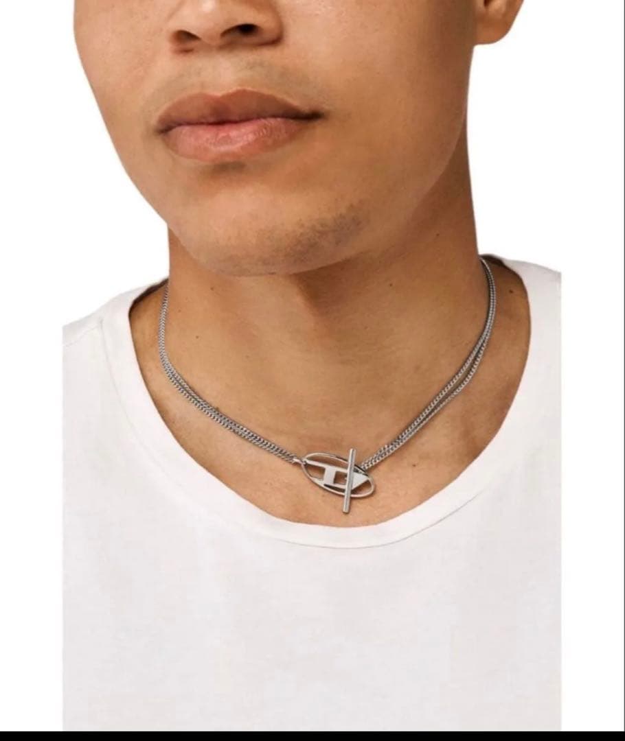 本日発送　美品　DISEL ネックレス Dx1534040