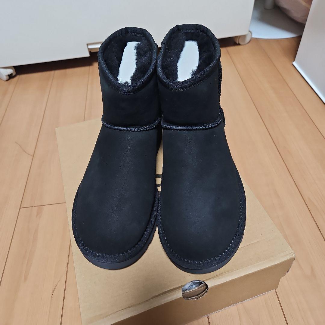 「新品未使用」ugg　クラシックミニⅡ　ブラック　23 UGG（アグ） ムートンブーツ レディース クラシックミニ II UGG