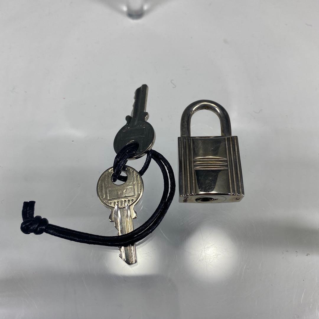 エルメス HERMES カデナ 南京錠 パドロック鍵2本付き - メルカリ