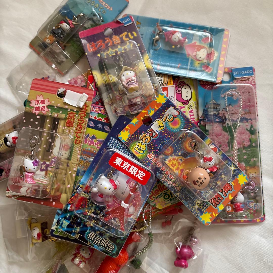 ご当地キティ ハローキティ ストラップ チャーム まとめ売り 26個 おまけ2個