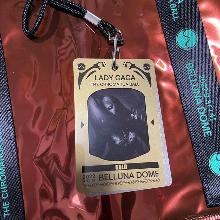 LADY GAGA THE CHROMATICA BALL日本公演GOLDグッズ - メルカリ