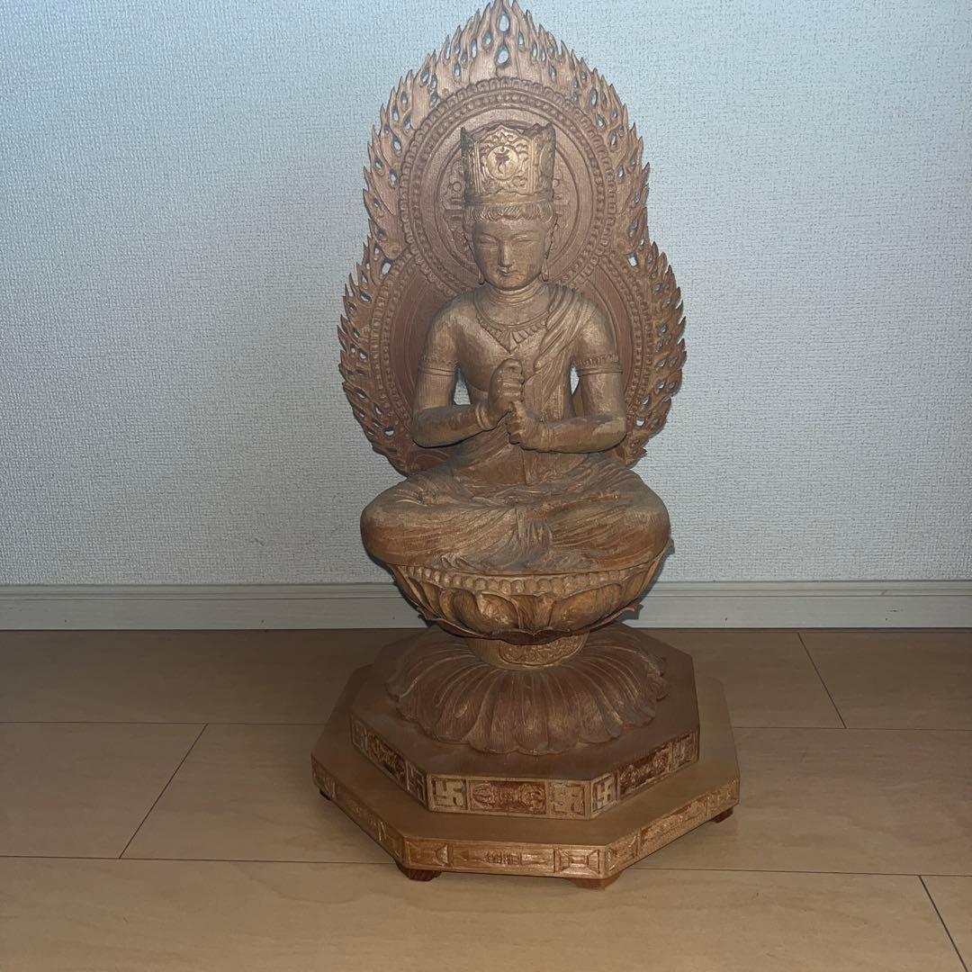 大日如来木製仏像 光背付き 約48cm