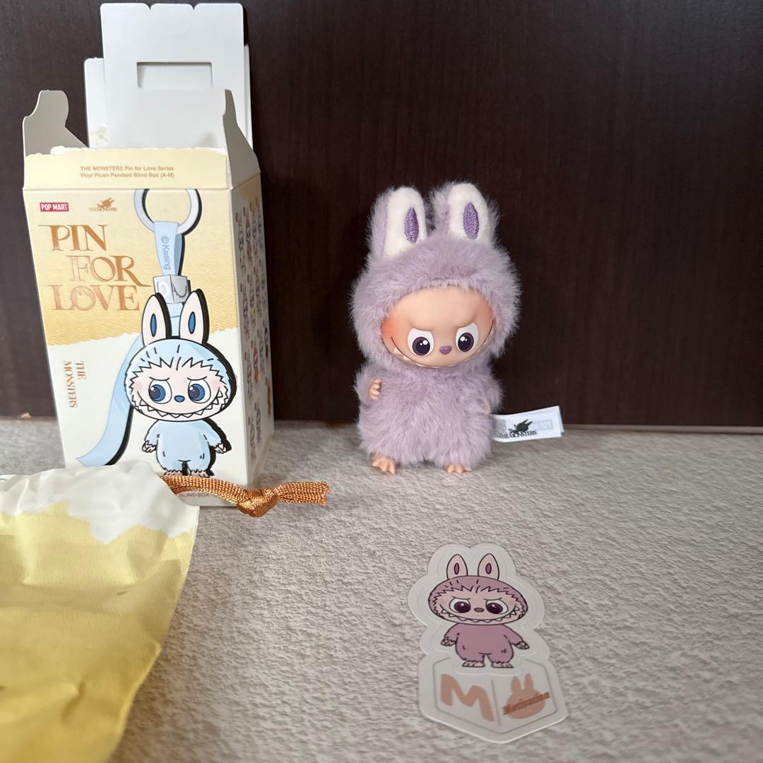 ラブブ イニシャルラブブ PIN FOR LOVE ピンフォーラブ M - メルカリ