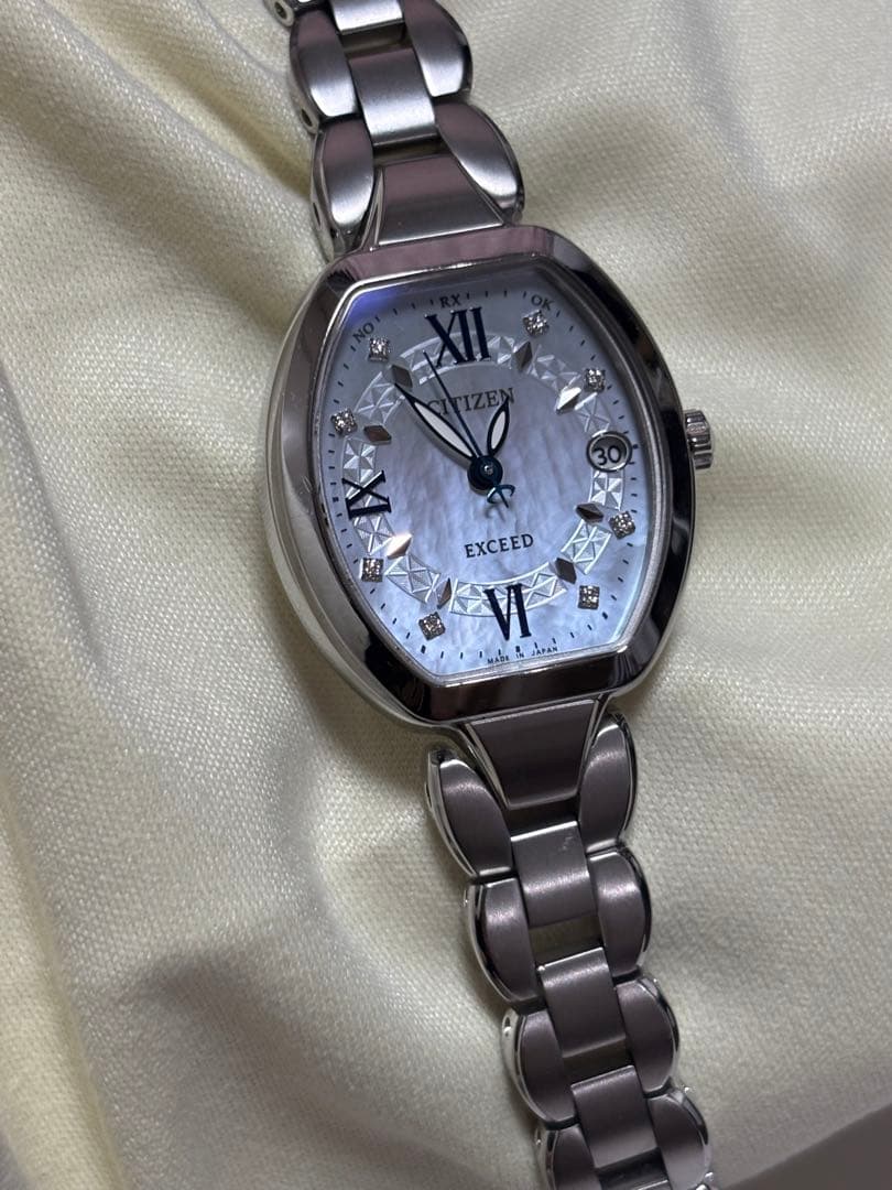 シチズン エクシード 電波ソーラー 8Pダイヤ♡即購入可♡