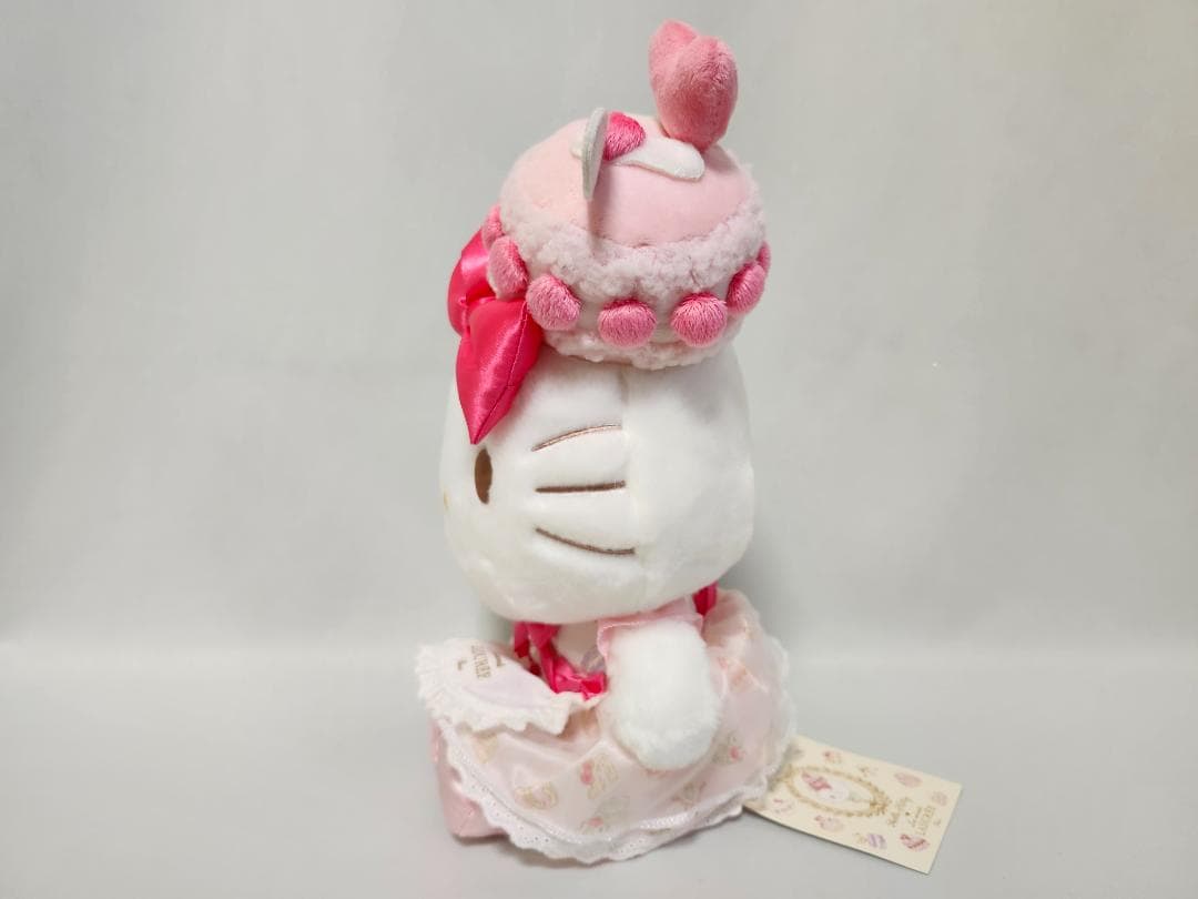 2022年40週スタッドレス レア ハローキティ LADUREE ラデュレ コラボ