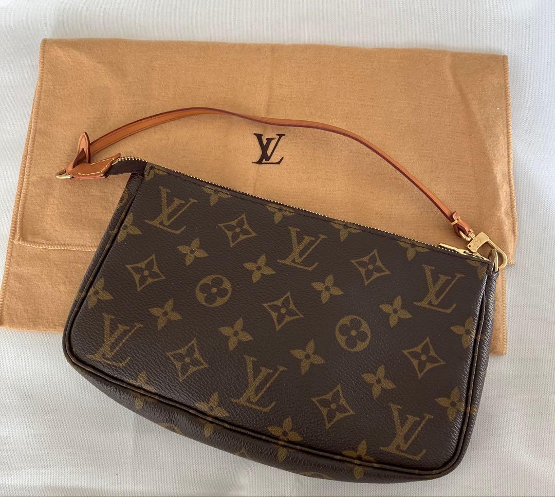 【LOUIS VUITTON】ポシェット アクセソワール　モノグラム LOUIS VUITTON（ルイ・ヴィトン） 良品 モノグラム ポシェット アクセ