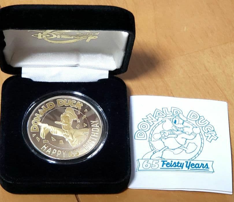 ドナルド・ダック　65周年記念シルバー　限定　新品未使用