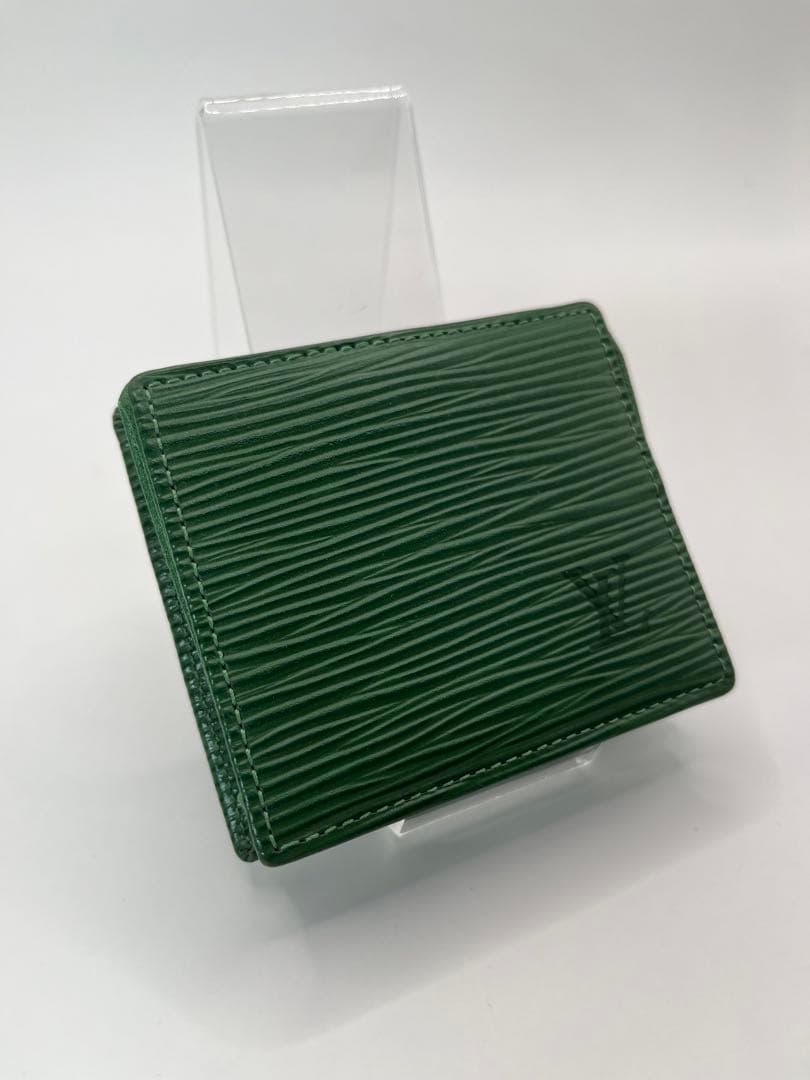 ルイヴィトン エピ ボルネオ グリーン ポルトモネ ボワット M63694