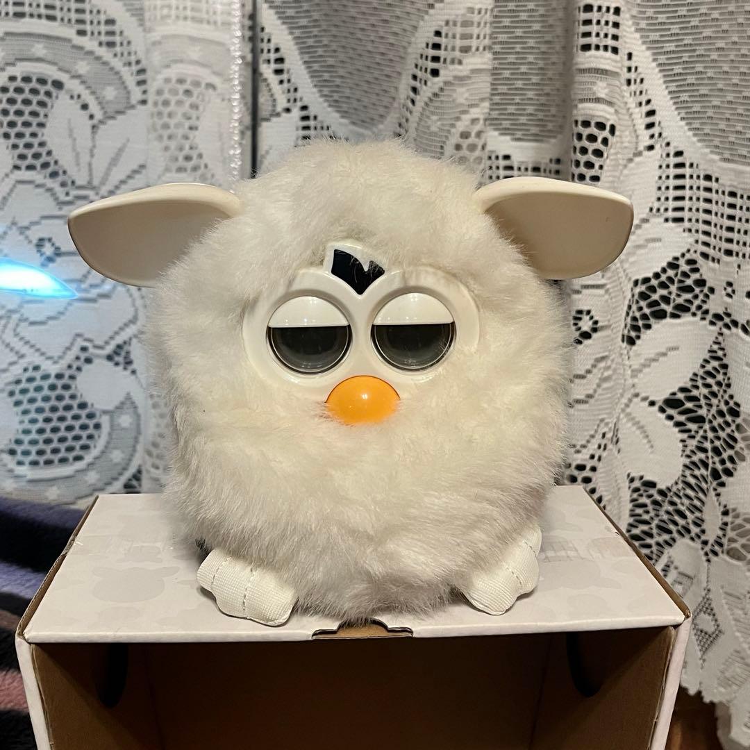 2012年 ファービー3 マシュマロホワイト 英語版 美品 取扱説明書箱