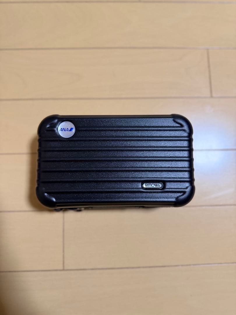 ANA RIMOWA ファーストクラス アメニティ ポーチ