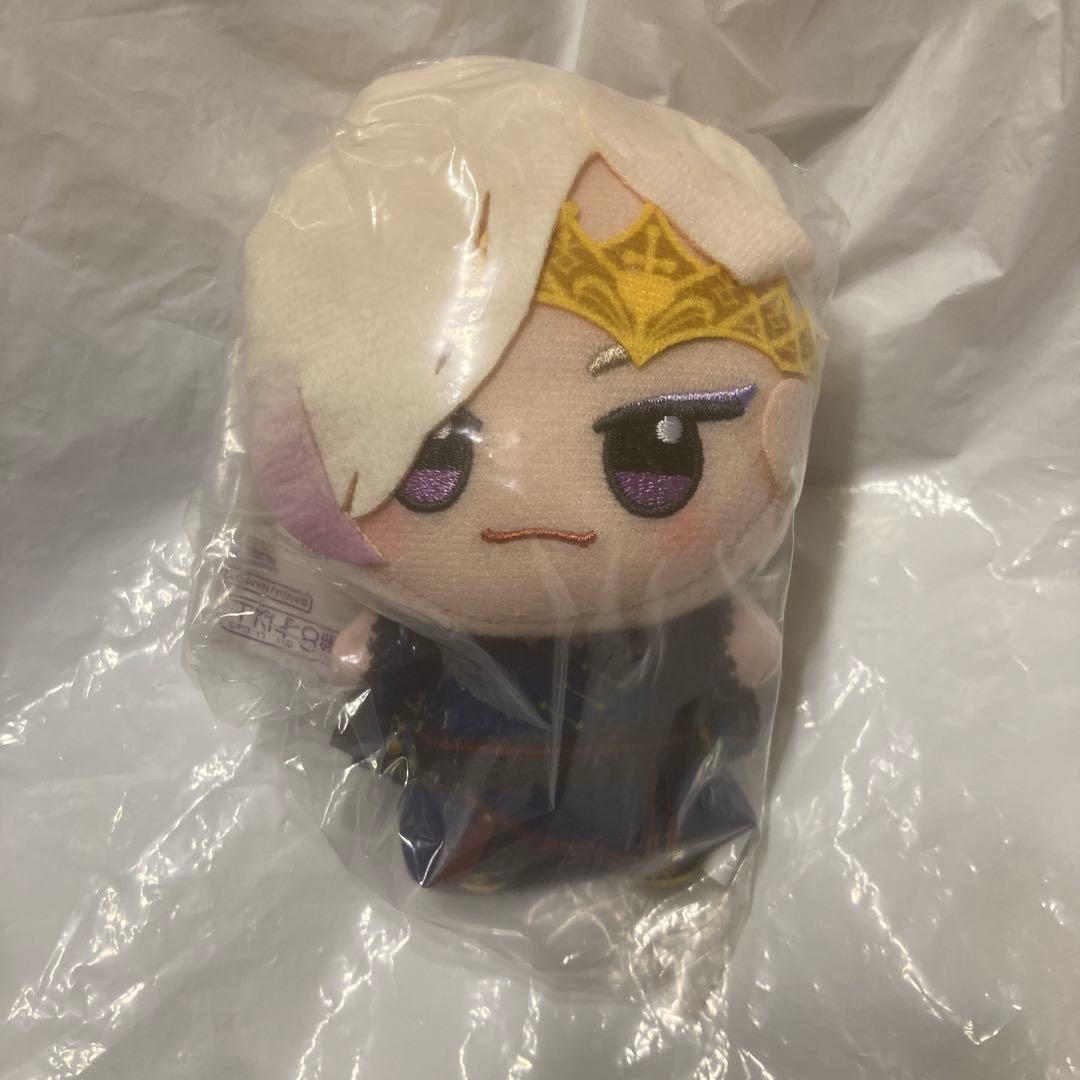 ツイステッドワンダーランド ちびぐるみ ヴィル 寮服 - メルカリ