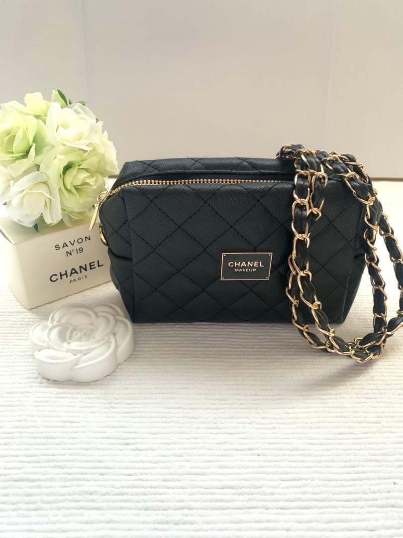 新品CHANELノベルティーポーチ★
